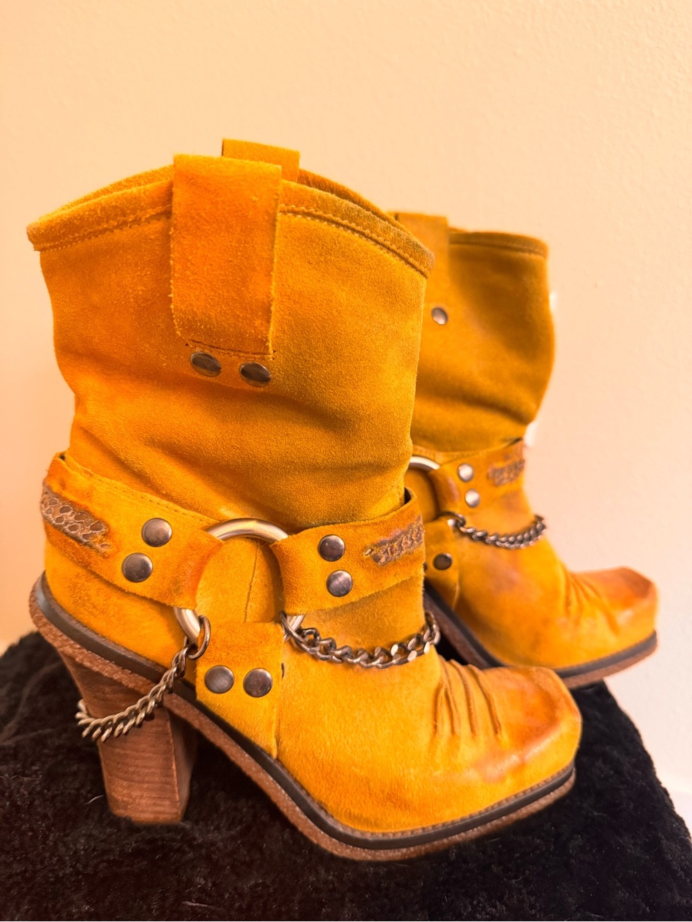 Donald J Pliner Yellow Suede Heeled Ankle Boots with Chain Accent - 6.5M